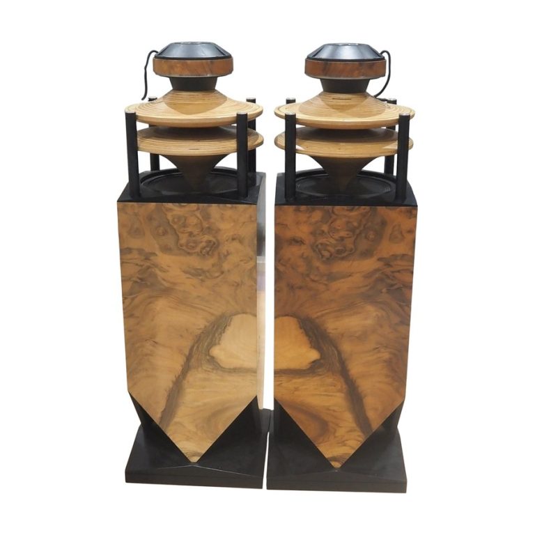 Pair of Duevel Jupiter omnidirectional loudspeakers sold at London Camera & Antique Auction Ltd