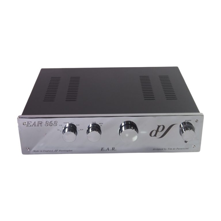 EAR 868 valve preamplifier designed by Tim de Paravicini, sold at London Camera & Antique Auction Ltd